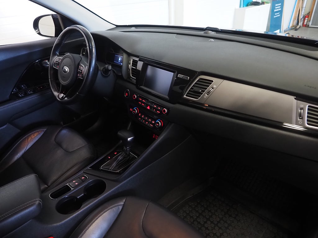 Kia Niro P-HEV DCT Advance Plus 141hk | Pluspaket 2 | Skinn | 2019