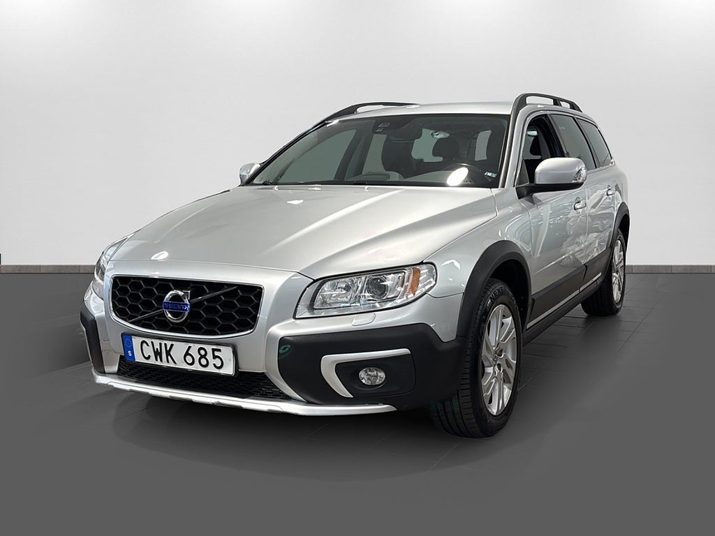 Volvo XC70 D4 AWD 184hk Summum / Dragkrok / Läder / LÅGMILAD