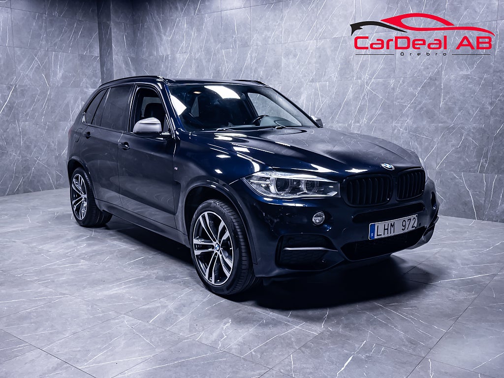 BMW X5 M50d M-Sport HUD Komfortstolar Kamera Hi-Fi Navi Drag