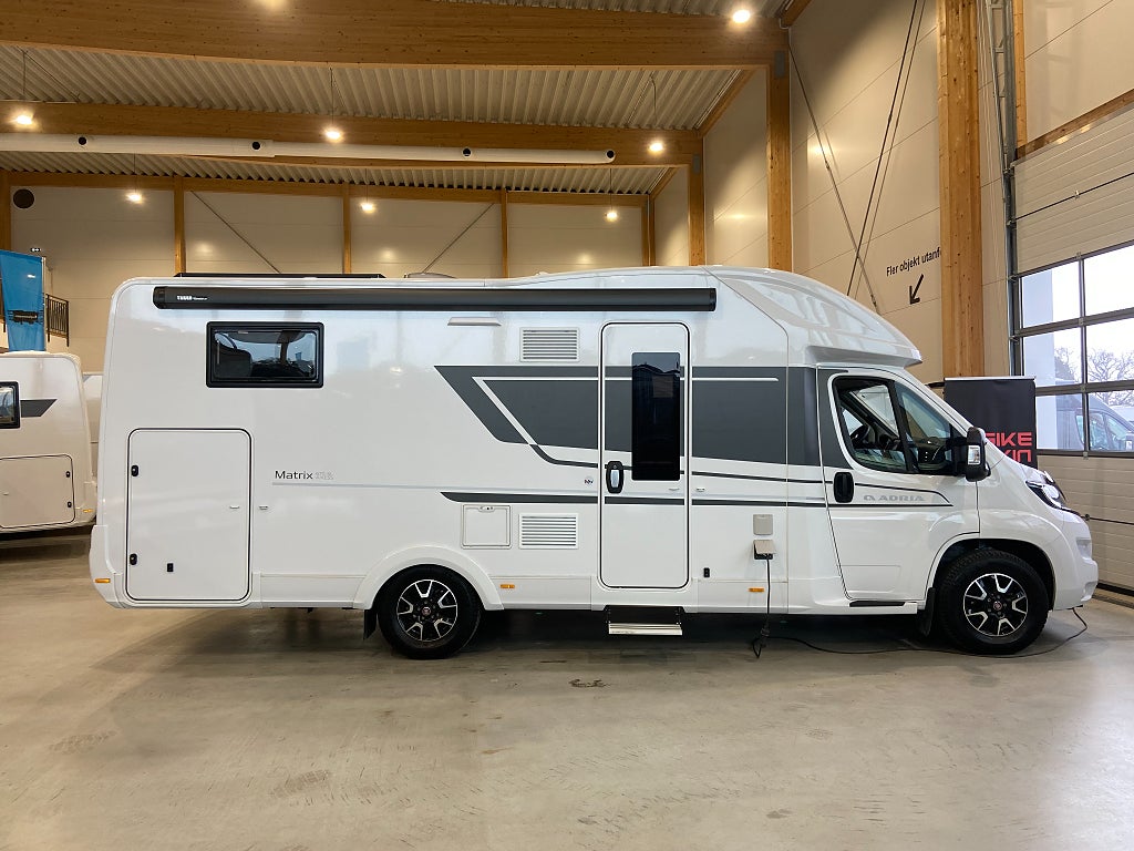 Adria Matrix Axess 670 SL /Taksäng/Solcell/B-körkort/Maxx-fan/EL-Patro - Adria