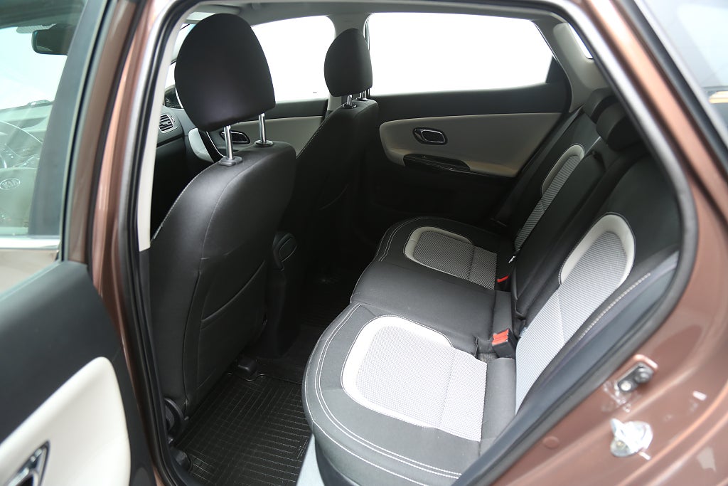 Kia Ceed 1,6 GDI 135hk EX Komfort 5D Motorvärmare 2013