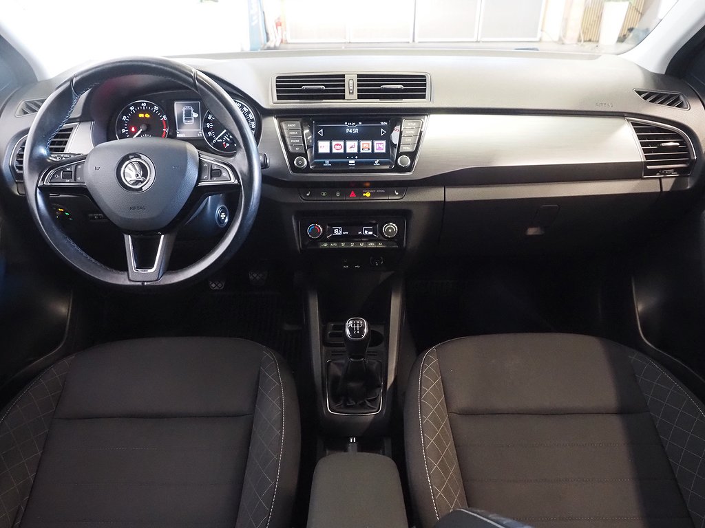 Skoda Fabia Kombi 1.0 TSI 95hk Style Dragkrok Motorvärmare 2018