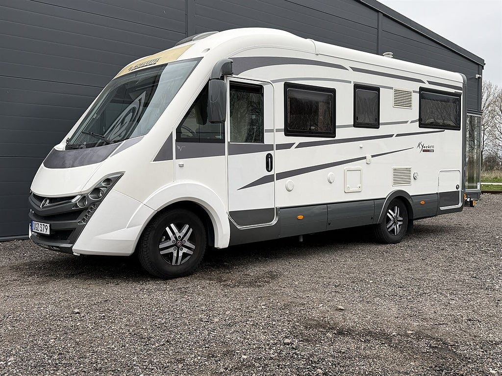 Mobilvetta K-Yacht 80 2.3 MultiJet Automat Stödben Auto leveling