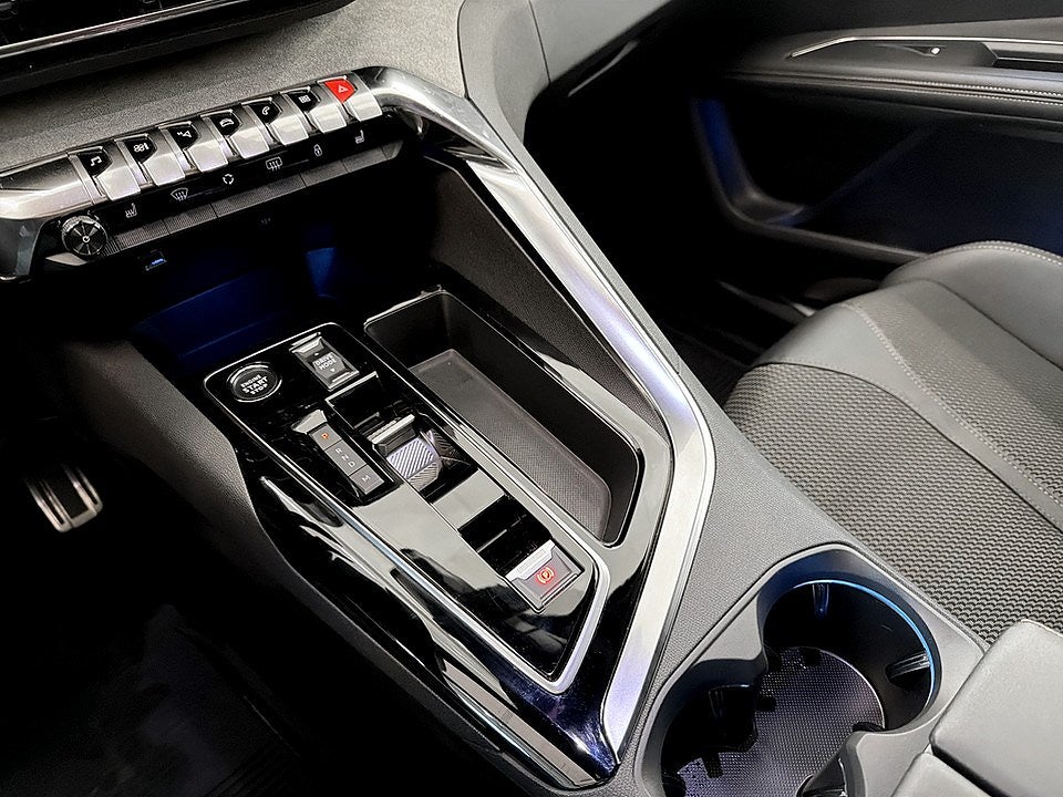 Bild på Peugeot 3008 GT 1.2 PT 130hk Aut - B-KAMERA, CARPLAY