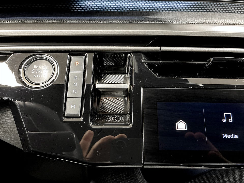 Bild på Peugeot 5008 GT Hybrid 145hk Aut 7-SITS B-KAMERA CARPLAY