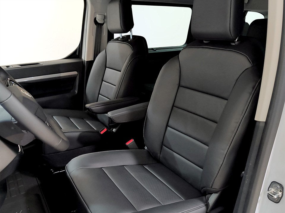 Bild på Citroën Jumpy SpaceTourer Max BlueHDi 180hk Aut - OMGÅENDE LEVERANS!