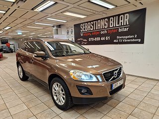 Volvo XC60 2.4D Momentum välvårdad drag