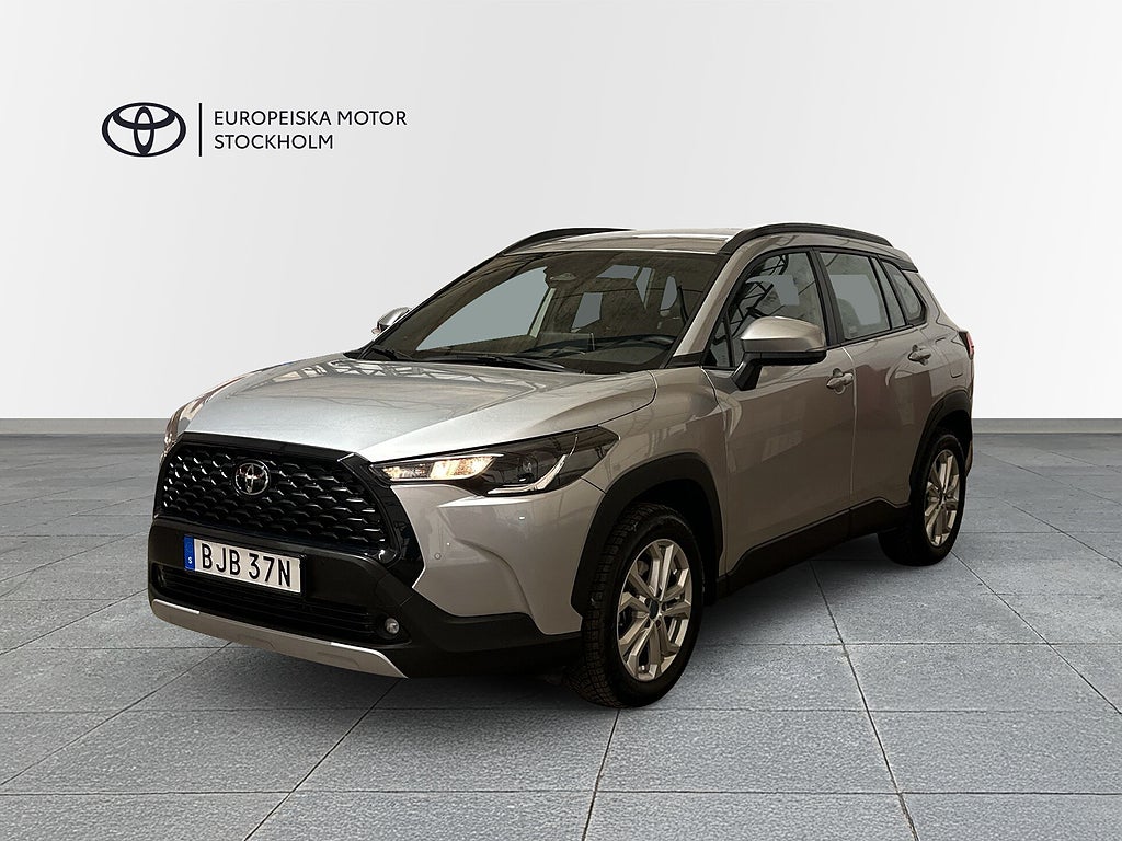 Toyota Corolla Cross 1,8 HYBRID ACTIVE PLUS VINTERHJUL P-SENSORER