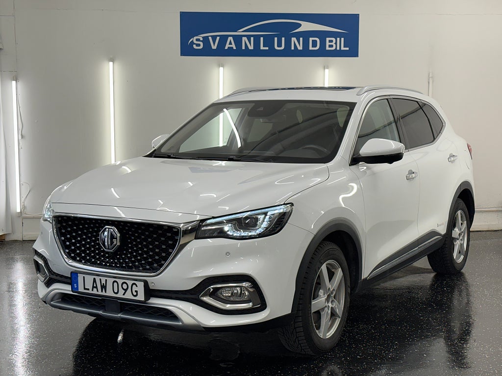 MG HS E PHEV EDU II / Panorama / Carplay / 360 kamera / 