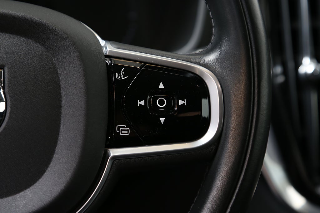 Volvo V60 Recharge T6 340hk Inscription Expression AWD Drag 2021