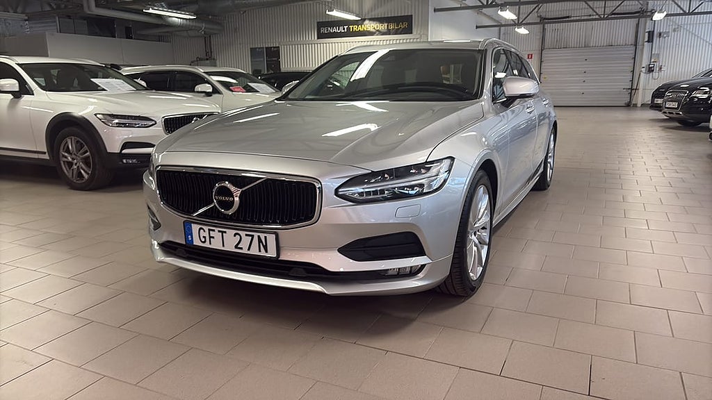 Volvo V90 D4 Momentum Advanced SE II