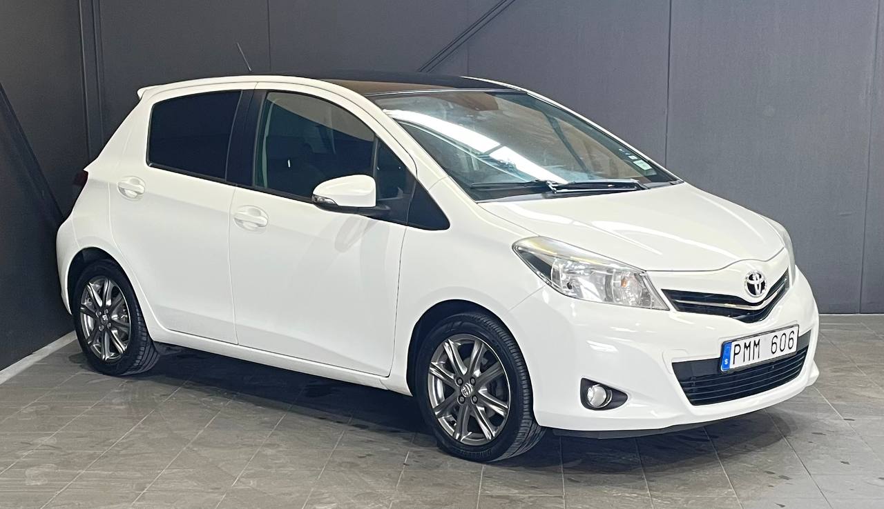 Toyota Yaris 2012, bild 3/50