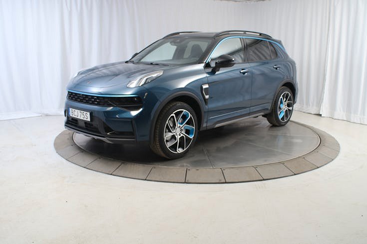 Lynk & Co 01 PHEV