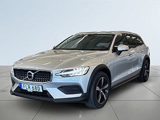 Volvo V60 Cross Country B4 AWD Geartronic Advanced NaviPro Edition S&V/Drag/VOC – bild 22