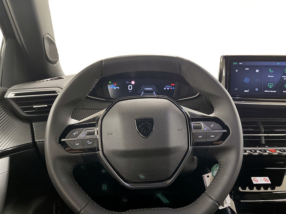 Bild på Peugeot 2008 Allure 1.2 PT 130hk CARPLAY P-SENSORER