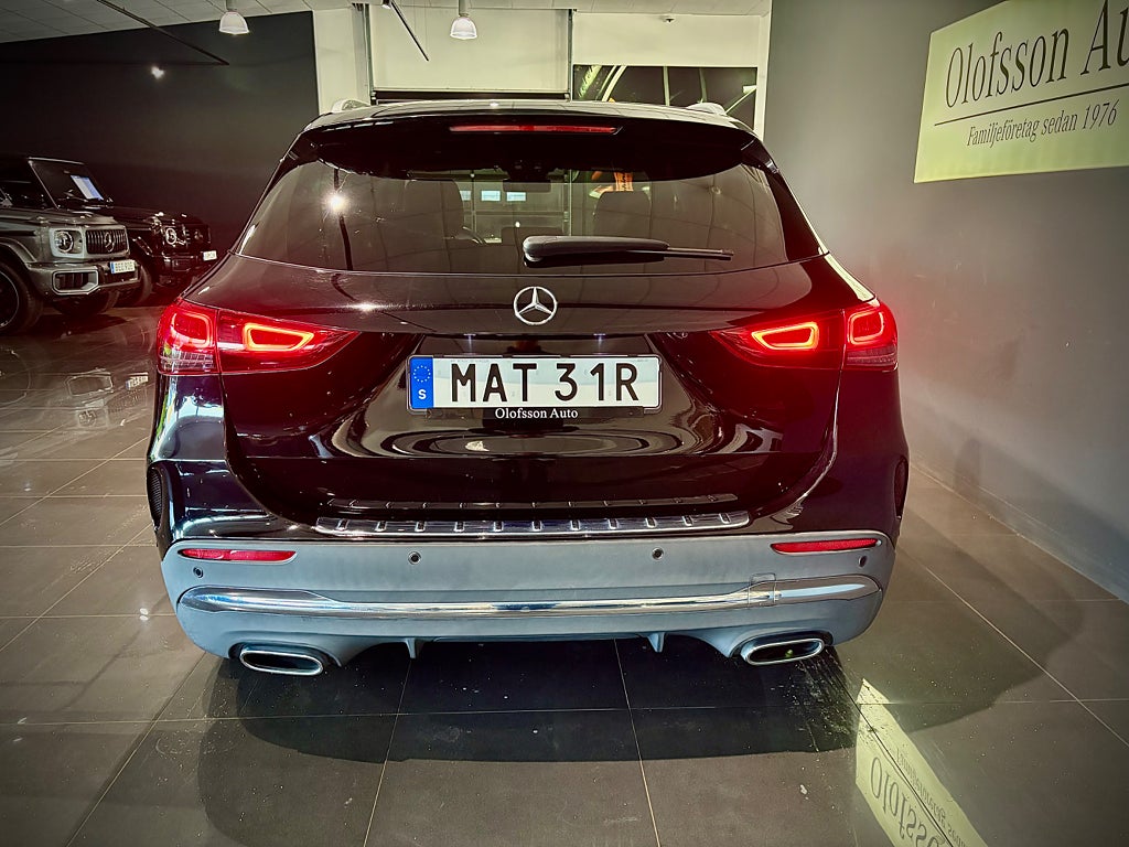 Mercedes-Benz GLA200 200 7G-DCT AMG Line Dragkrok Ny Servad Widescreen - bild 16