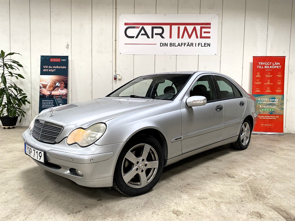 Mercedes-Benz C 180 Kompressor / P-sensorer fram & bak / AC