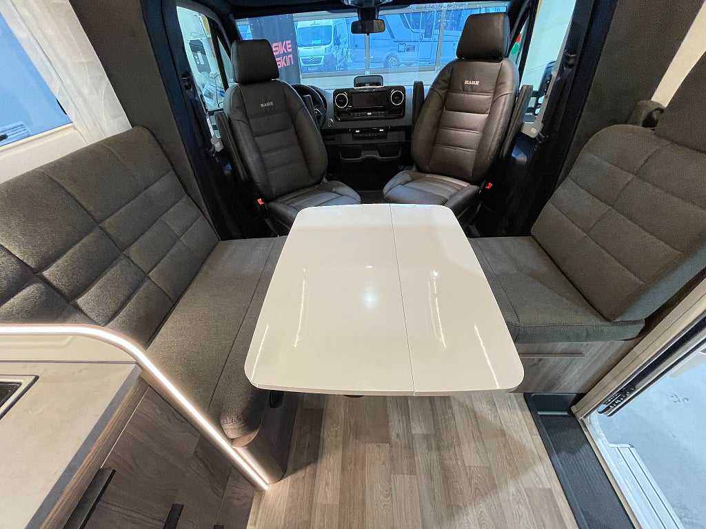 Kabe Novum Compact 720 LGB /B-körkort/ALDE/Mercedes/Face2Face - Kabe