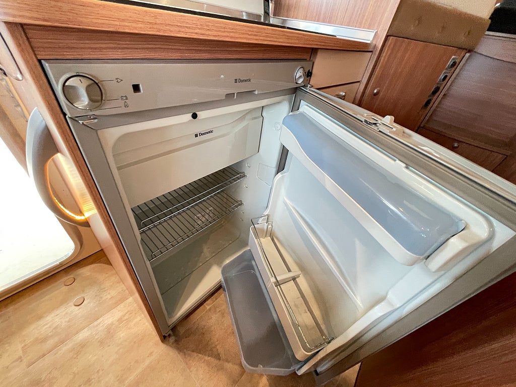 Bürstner Travel Van T 620 /B-körkort/AC bodel/Backkamera/EL-Patron/Fint s - Bürstner