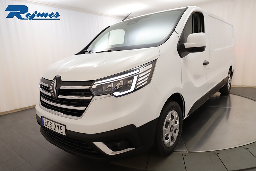 Renault trafic III Skåp Nordic L2H1 150 A (9-växlad) värmare med fjärr