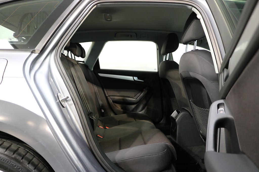 Audi A4 Allroad 2015 - miniatyr 18