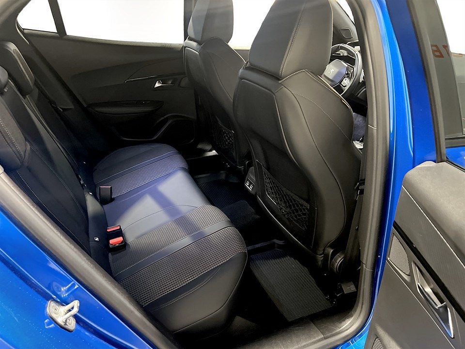 Bild på Peugeot 2008 GT 1.2 PT 130hk Aut - BACKKAMERA, NAV
