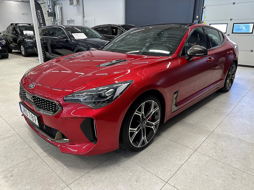 Kia Stinger GT 3.3V6 AWD 370hk/360-Kamera/H/K/NAV/PANO/DRAG SV-SÅLD