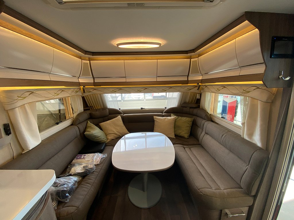 Kabe Royal 780 ETDL KS  / Mover / AC / Ugn / 3.339kr/mån - Kabe