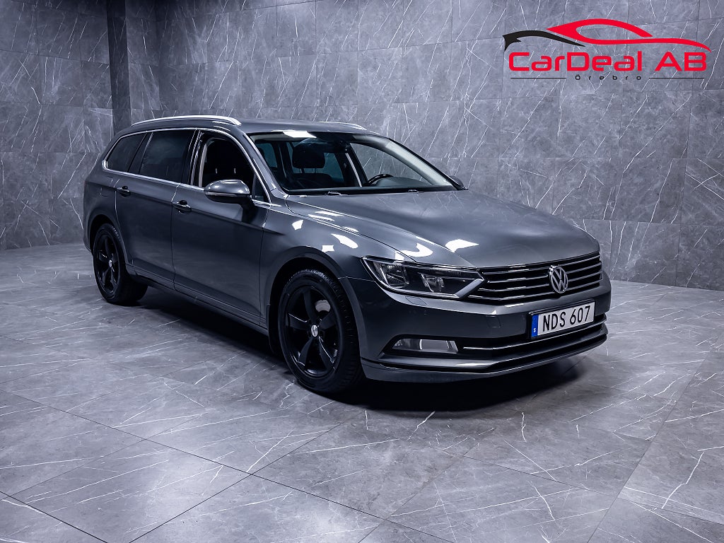 Volkswagen Passat Sportscombi 2.0 TDI Värmare Kamera Adaptiv CarPlay Drag