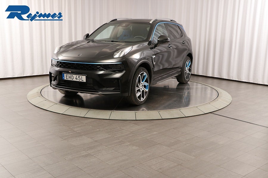 Lynk & Co 01 PHEV. Drag