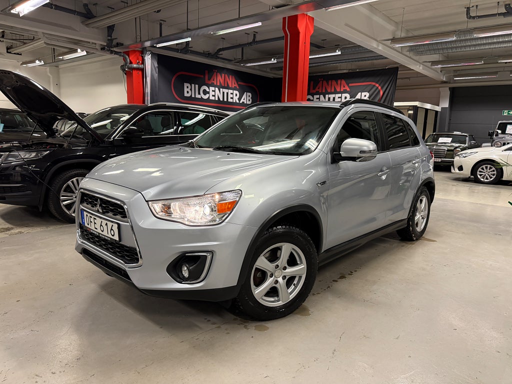 Mitsubishi ASX 2.2 Di-D 4WD 1 Ägare Backkamera PDC Rockford 