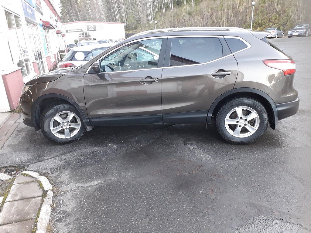 Nissan Qashqai 1,2 AUT 2WD Panoramatak Euro 6