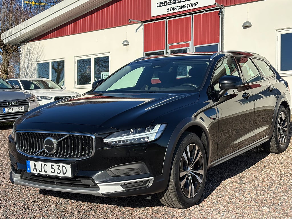 Volvo V90 Cross Country B4 AWD Geartronic Momentum Euro 6