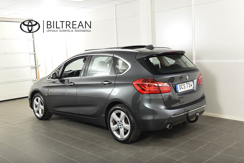 BMW 218 i Active Tourer Luxury Line Drag Navi Panorama Skinn
