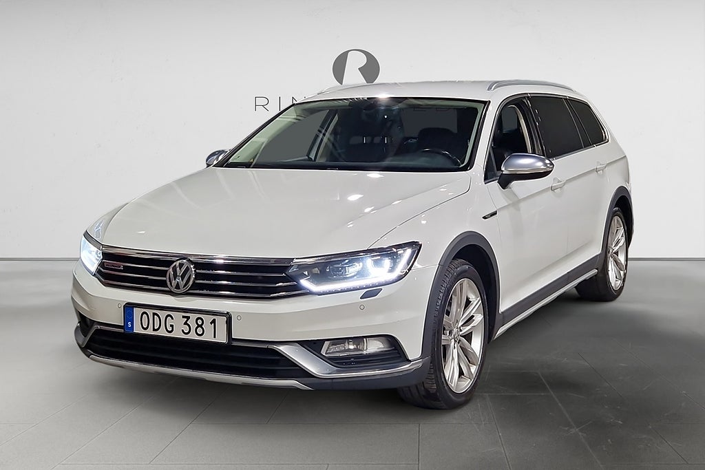 Volkswagen Passat Alltrack GTS 240 HK DSG 4M D-VÄRM DRAG 17"