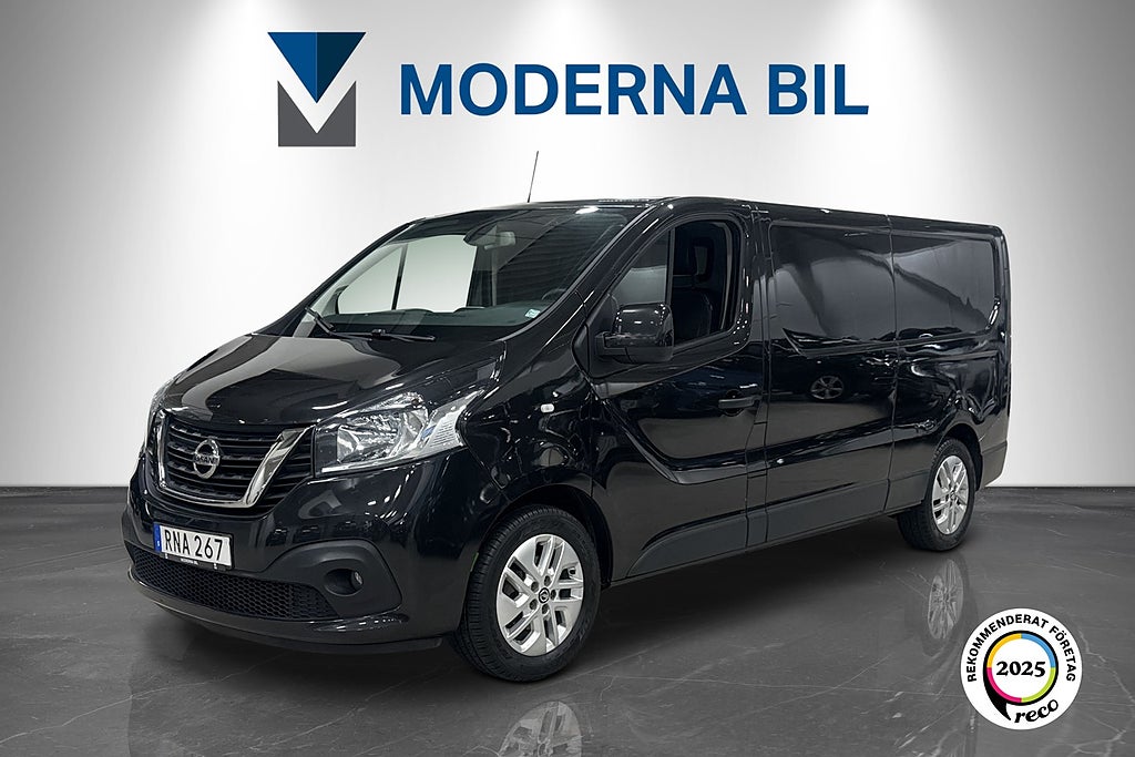 Nissan NV300 2.9t 1.6 dCi 125hk Lång Moms D-värm Dragkrok B-kamera 
