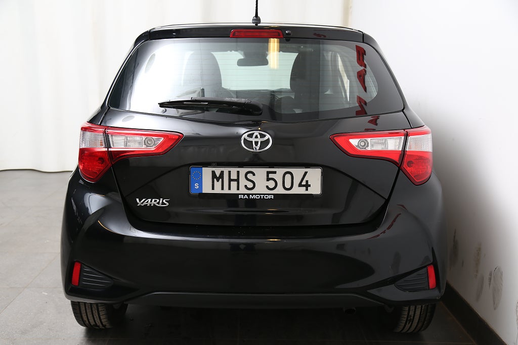 Toyota Yaris 1,5 VVT-iE Active 5-dörrar Bluetooth Kamera 2017