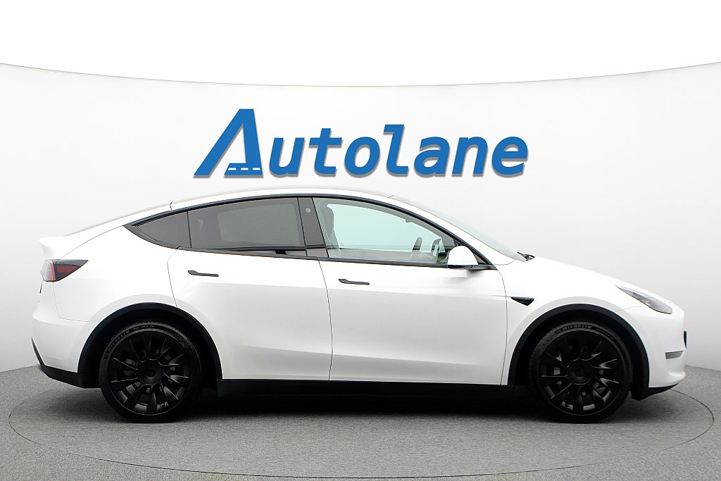 Tesla Model Y Long Range AWD Dragkrok,Pano,GPS,19" 514hk