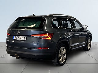 Skoda Kodiaq 7-Sits 2.0 TDI SCR 4×4 Businessline S&V-däck/Dvärm/Drag – bild 6