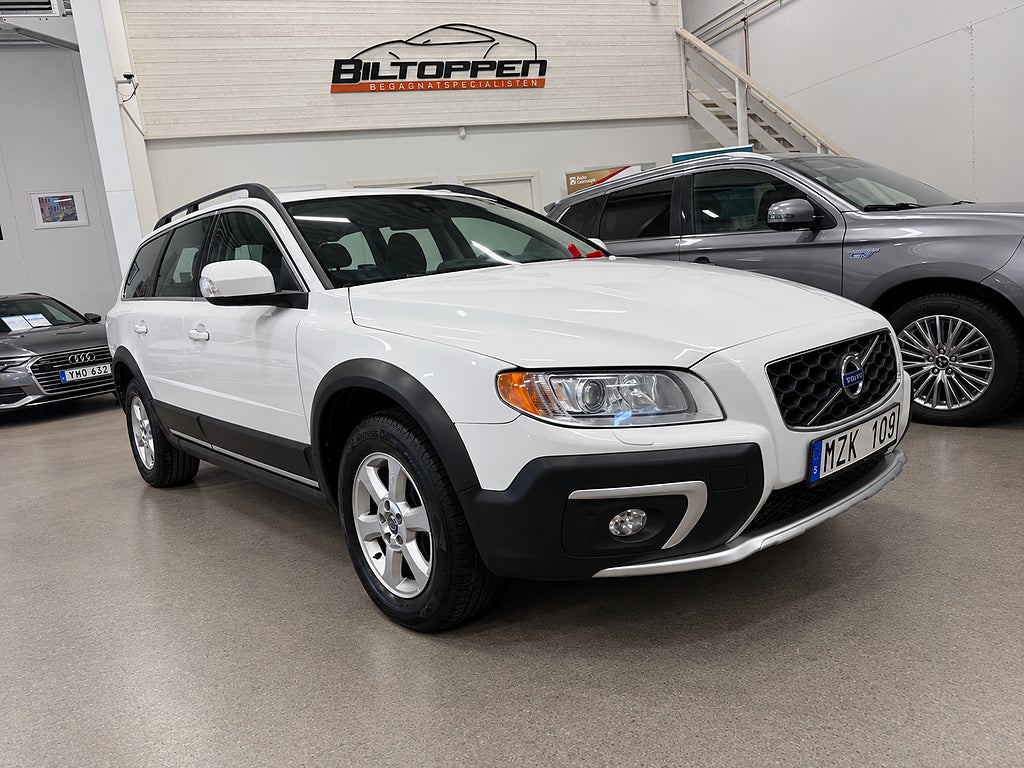 Volvo XC70 D5 AWD 215hk Momentum Business Edition Pro Drag / DVärm