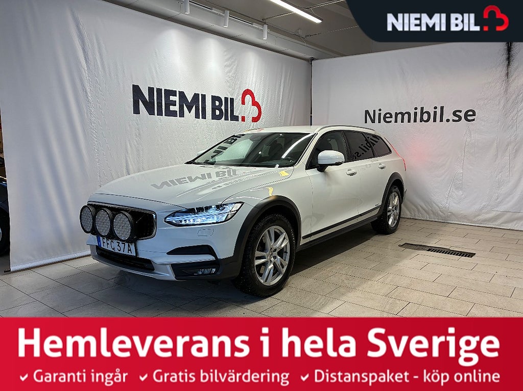 Volvo V90 Cross Country D4 AWD Momentum Drag 360° Navi Dvärm