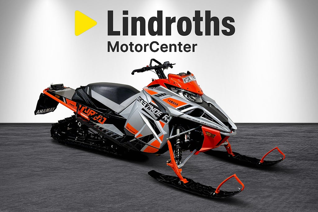 Yamaha Sidewinder XTX 146 LE 