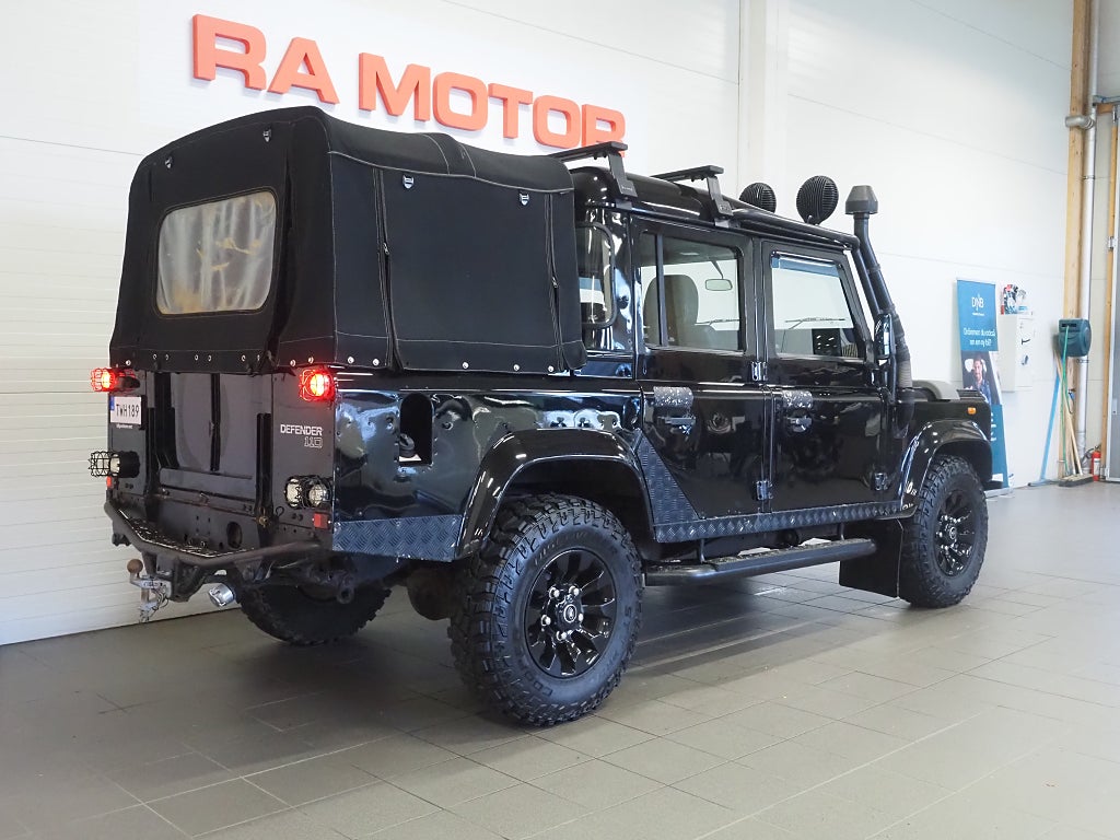 Land Rover Defender 110 4x4 TD5 Black Edition Snorkel Extraljus Drag Pick-U 2002