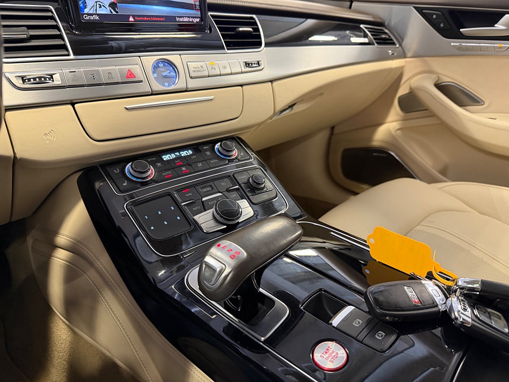 Audi S8 2013 - miniatyr 16