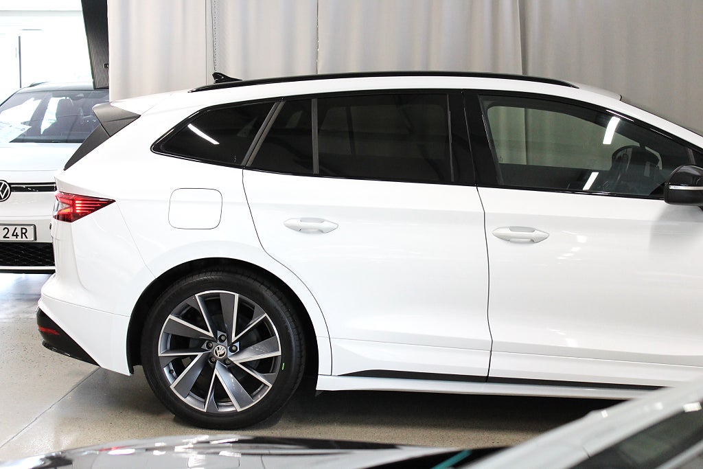 Skoda Enyaq iV 80x 265HK, Sportline, Drag, S&V-hjul, Kamera, Värmepump