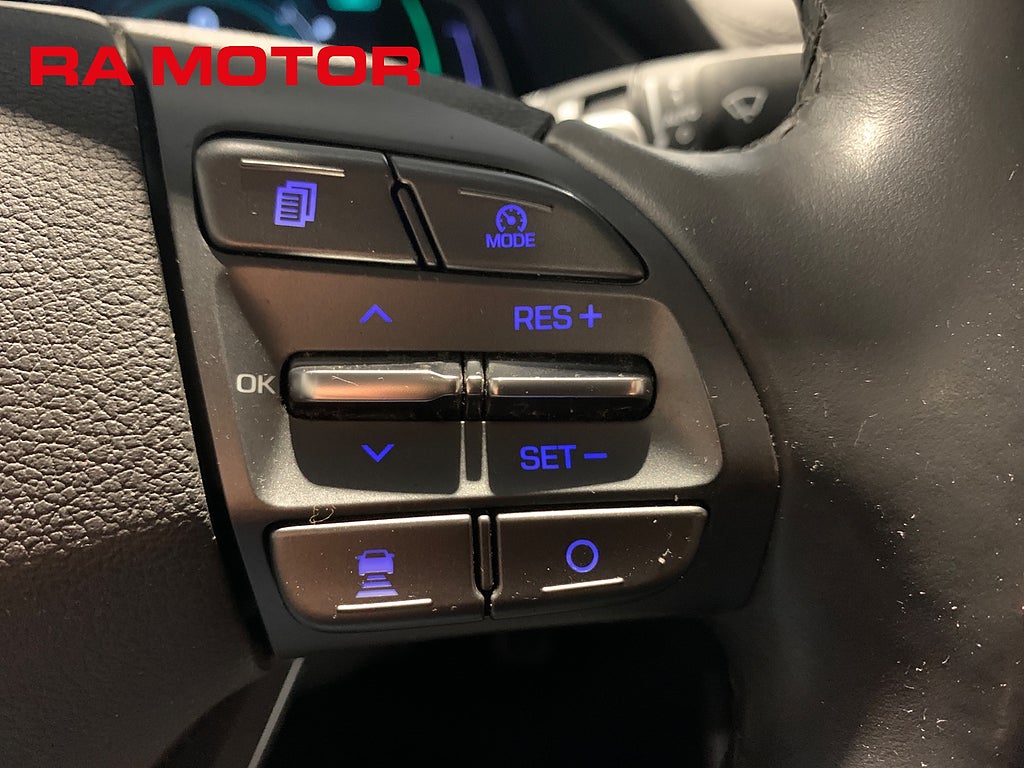 Hyundai IONIQ Electric 38.3 kWh Premium Plus | Navi | Infinty | B-Kam