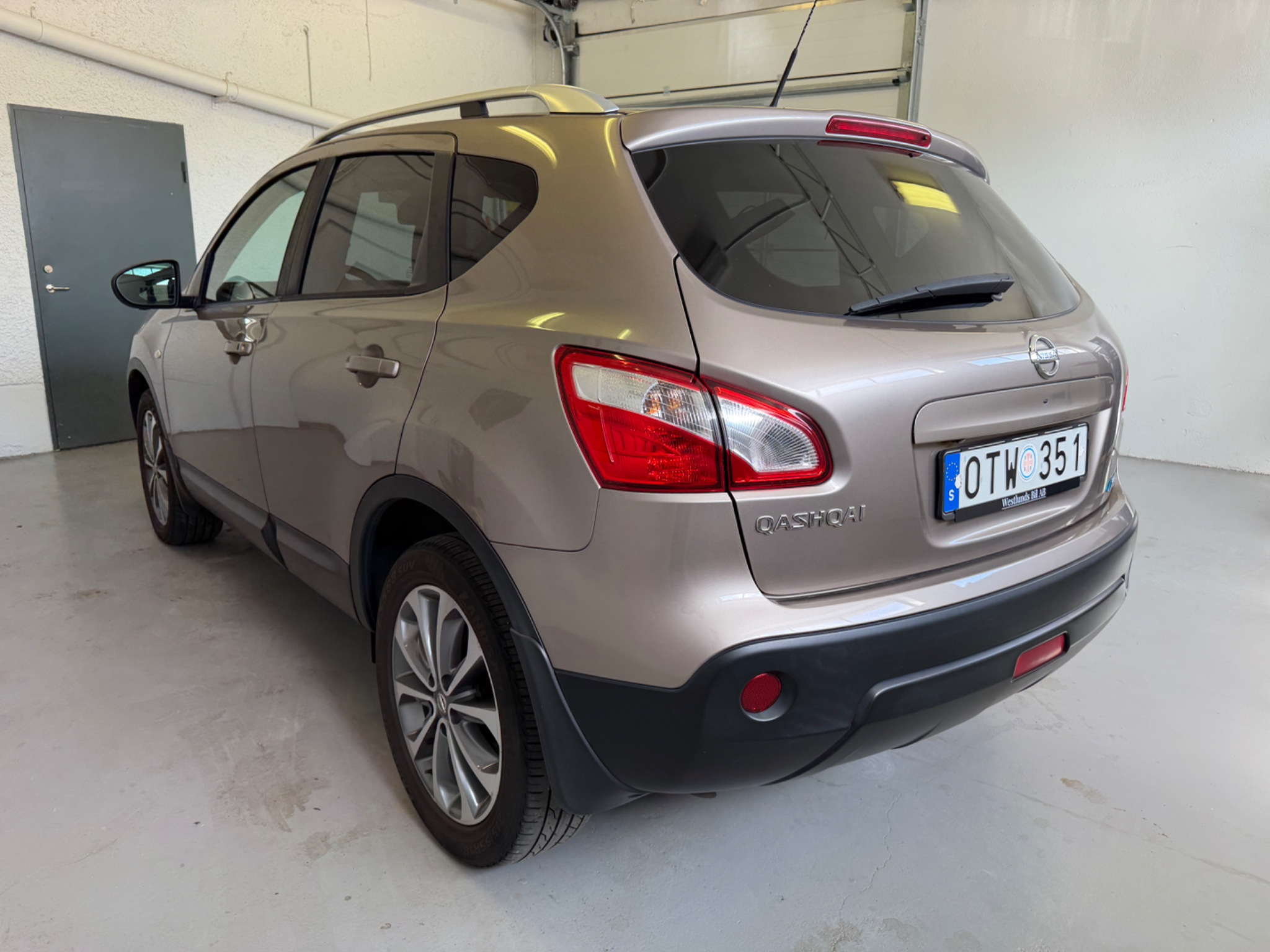 Nissan Qashqai 1.6 dCi 2012, photo 3/43