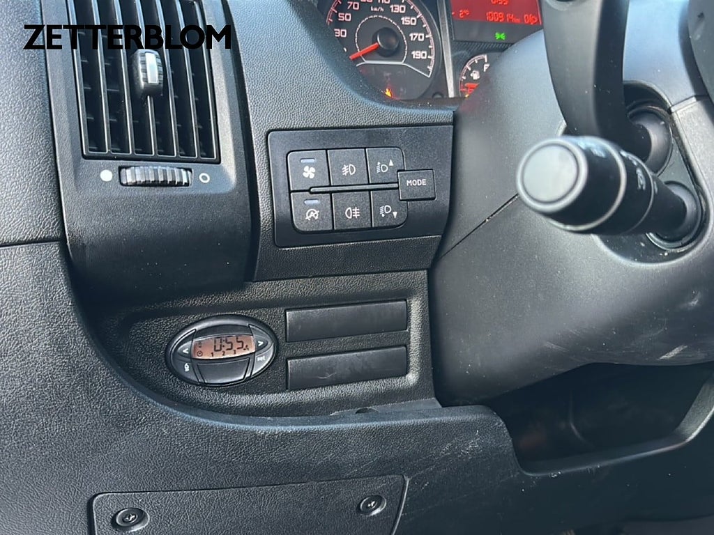 Transportbil - Skåp Peugeot Boxer 15 av 16