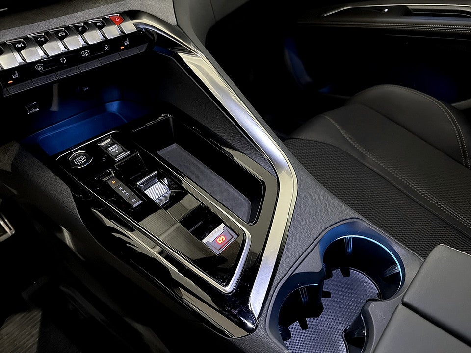 Bild på Peugeot 5008 GT 1.2 PT 130hk Aut - 7-SITS,B-KAMERA,NAVI