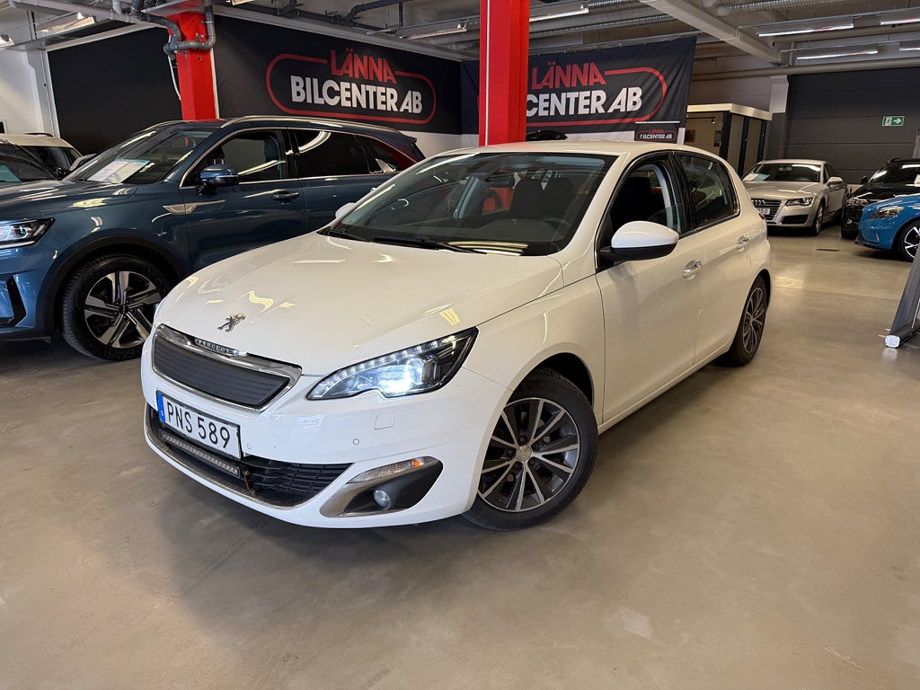 Peugeot 308 1.2 PureTech 130 Allure Drag Kamera PDC Motorvärmare 